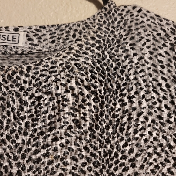 Carlisle Cheetah Print Long Sleeve Top - Picture 4 of 6